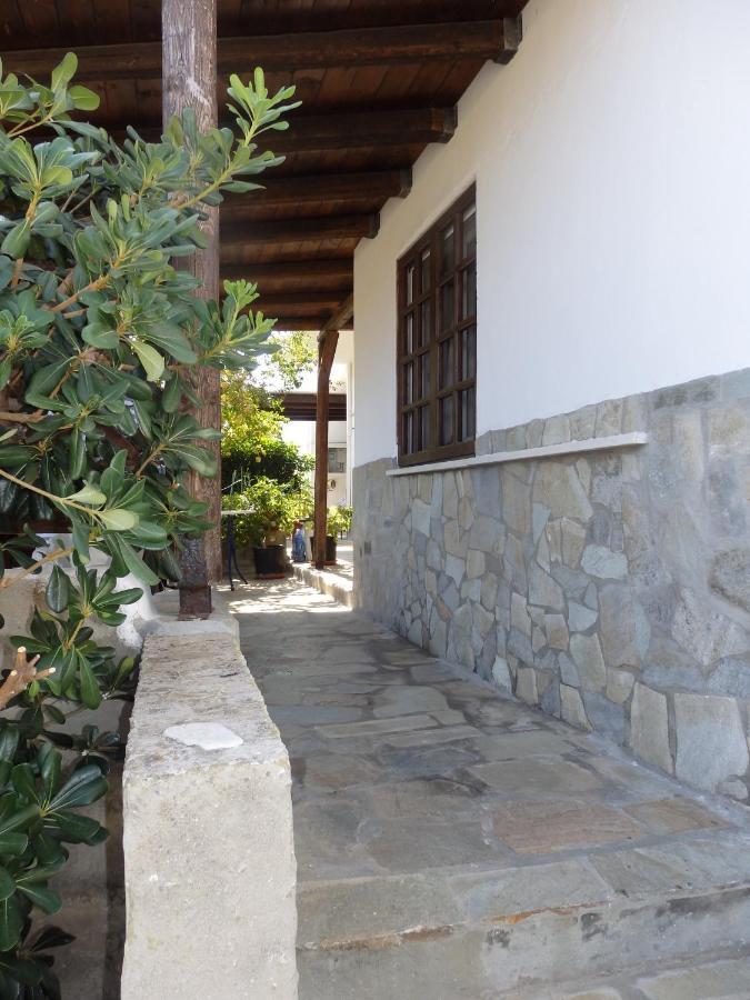 Kea Island Apartment Korissia  Bagian luar foto