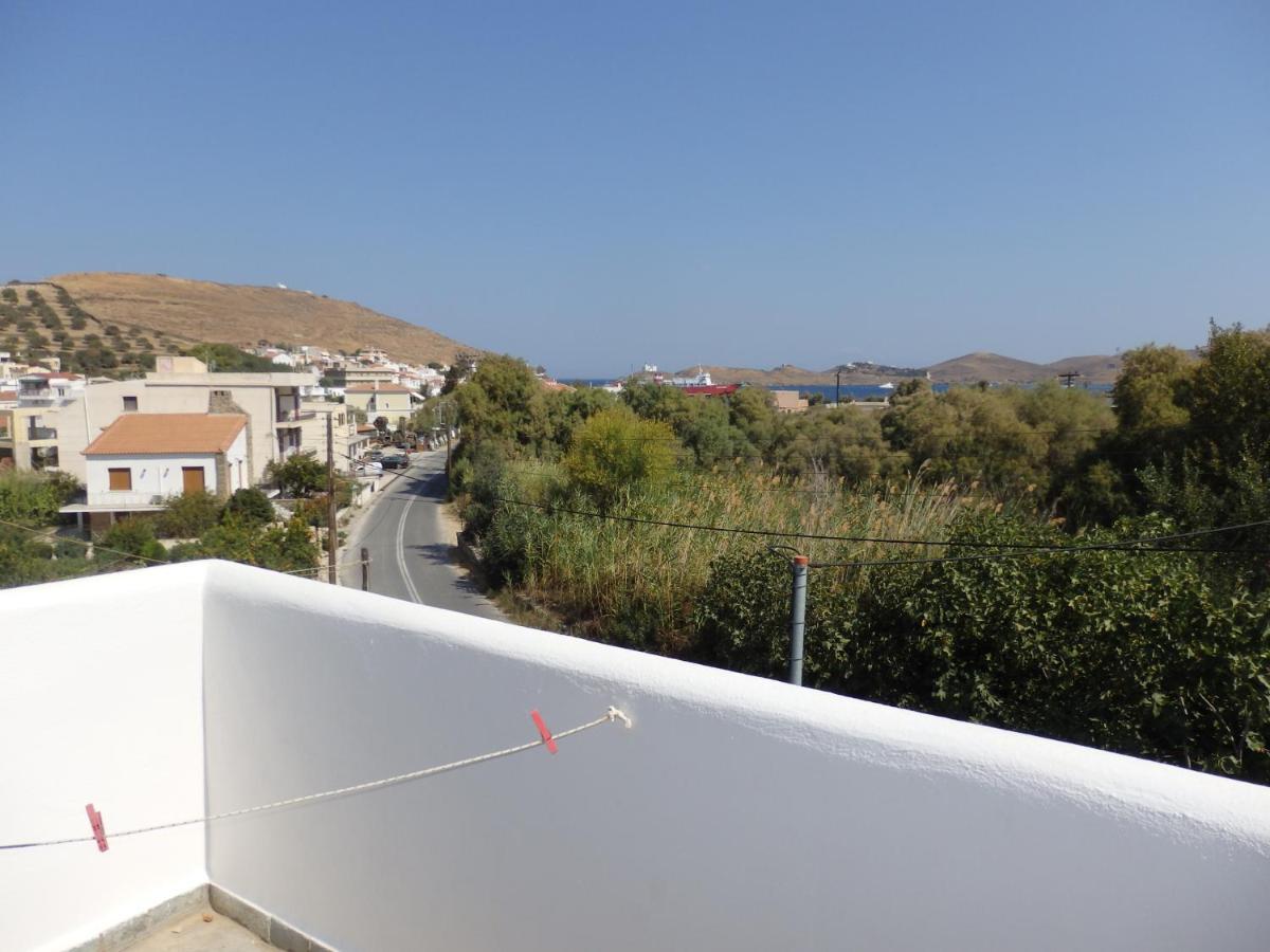 Kea Island Apartment Korissia  Bagian luar foto
