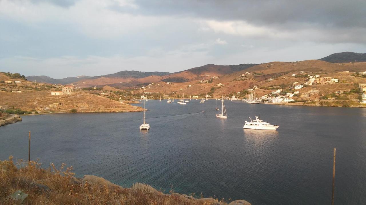 Kea Island Apartment Korissia  Bagian luar foto
