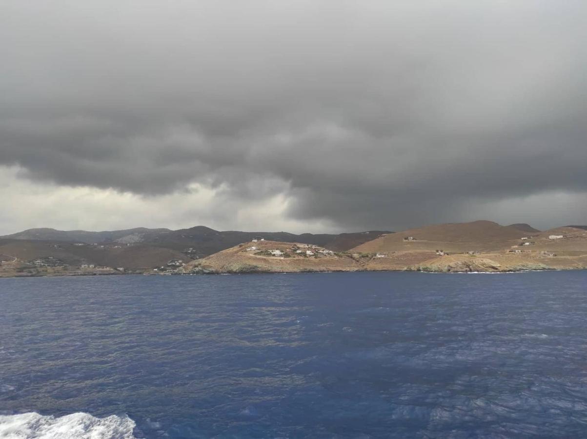 Kea Island Apartment Korissia  Bagian luar foto