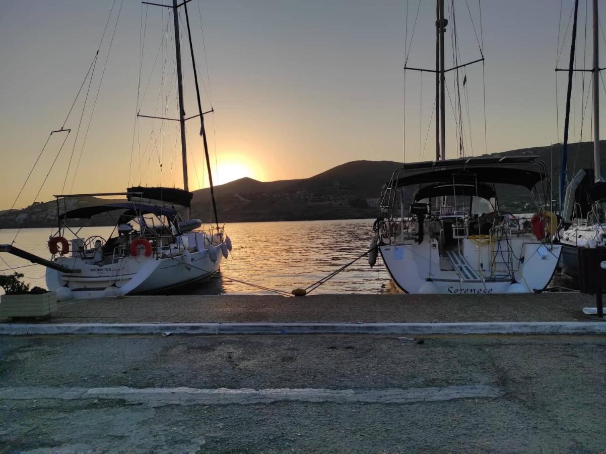Kea Island Apartment Korissia  Bagian luar foto