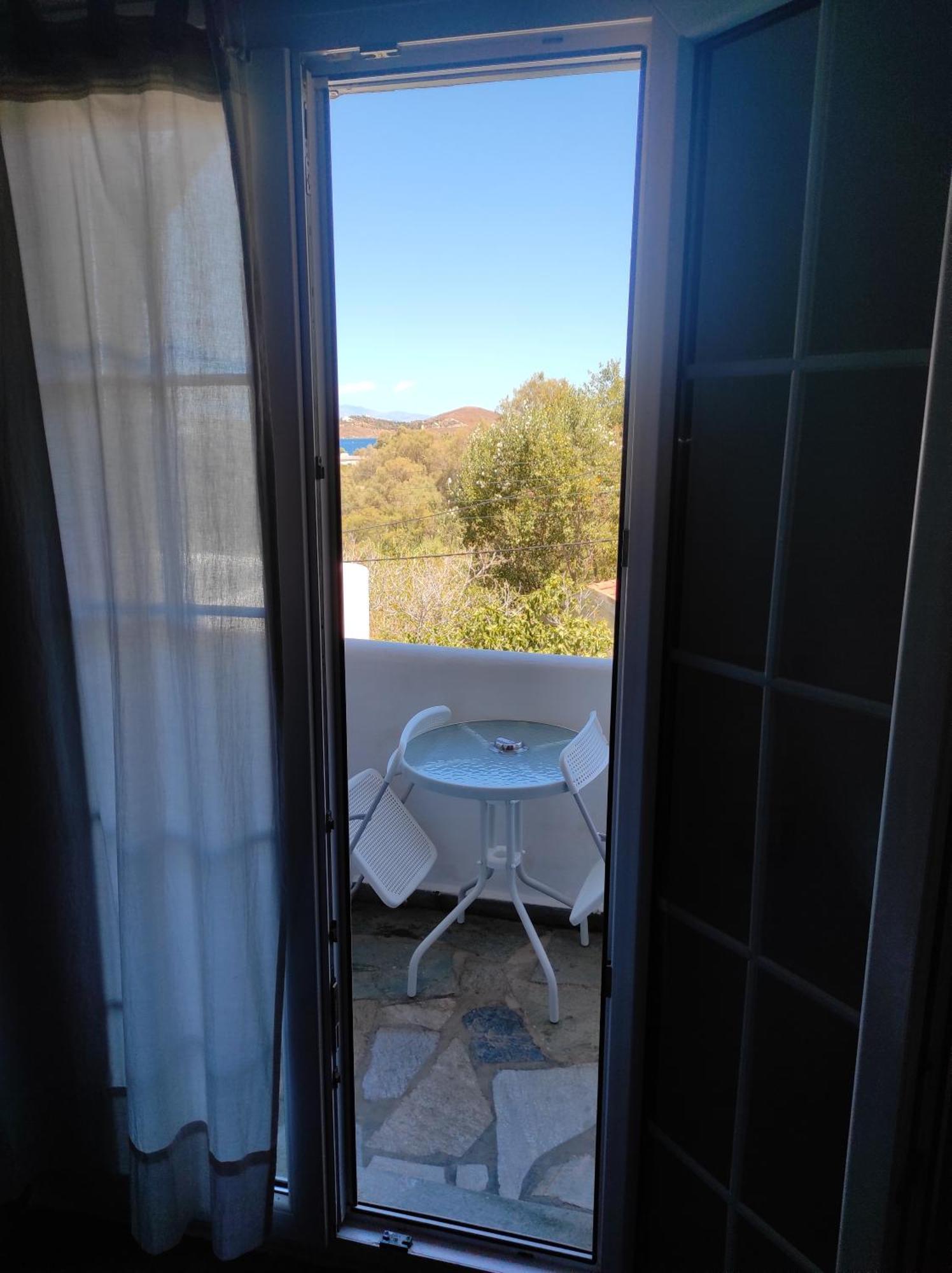 Kea Island Apartment Korissia  Bagian luar foto