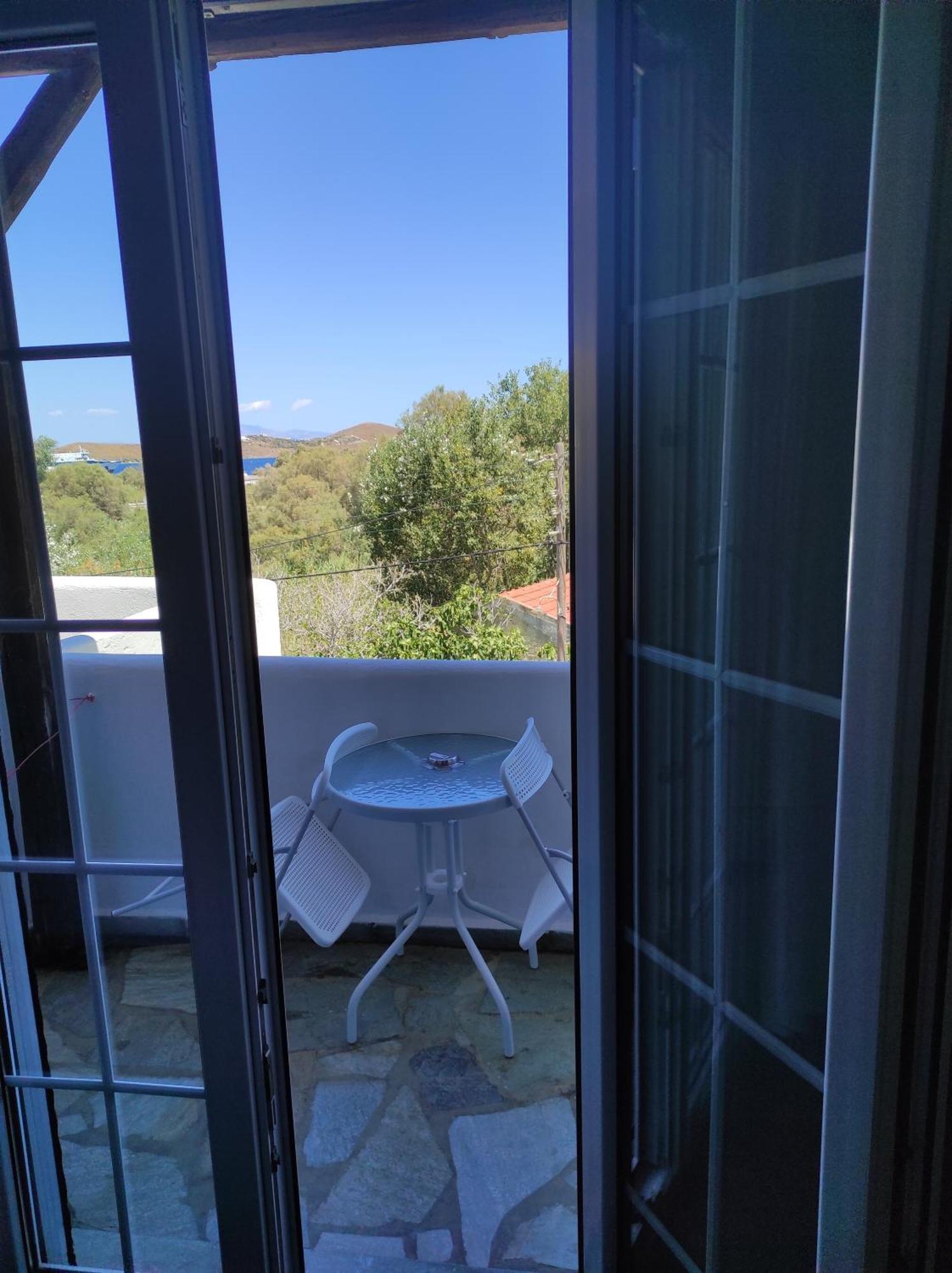Kea Island Apartment Korissia  Bagian luar foto